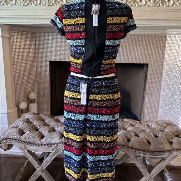 Two piece sequence set - Picture 5 of 9